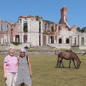 Meet your Posher, Beth